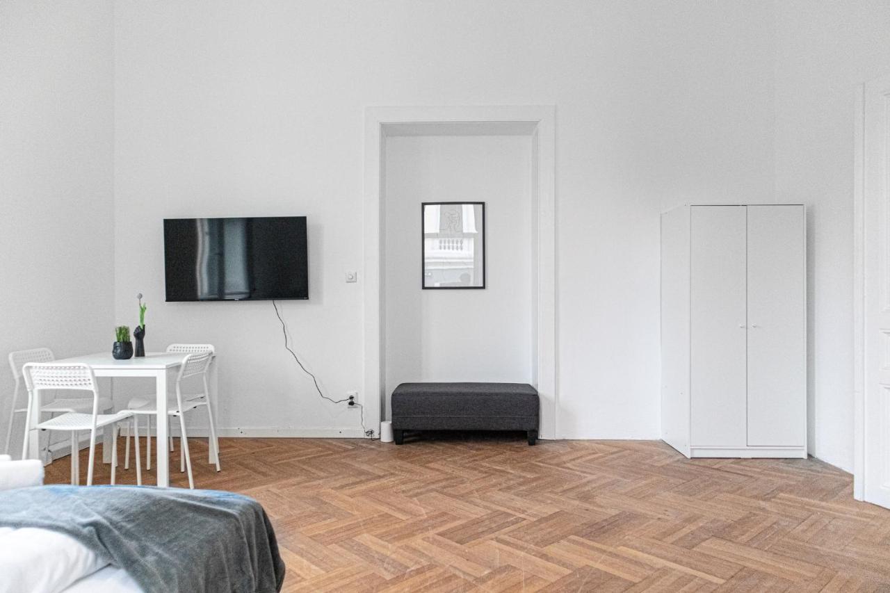 Joyful Apartments At Superb Location Near Akh Hospital Wien Exterior foto