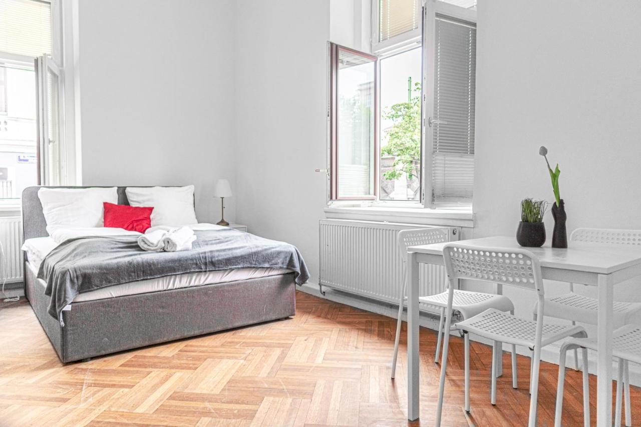 Joyful Apartments At Superb Location Near Akh Hospital Wien Exterior foto
