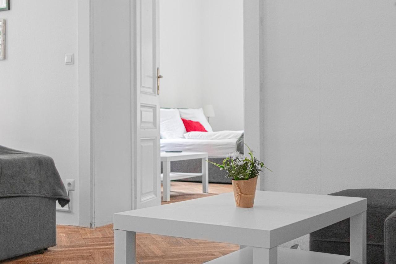 Joyful Apartments At Superb Location Near Akh Hospital Wien Exterior foto