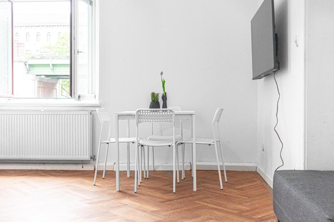 Joyful Apartments At Superb Location Near Akh Hospital Wien Exterior foto
